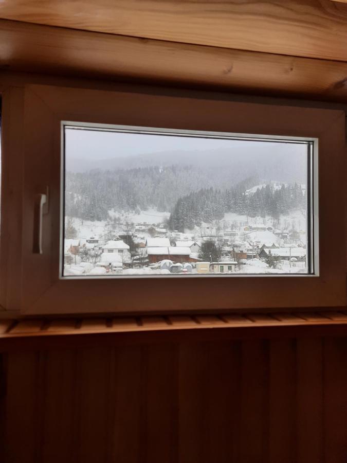 Apartmán Domashnya Oselya Verchovyna Exteriér fotografie